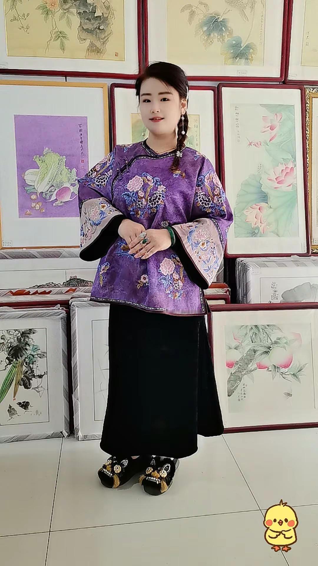 有个千娇百媚的美人邻居，衬得我像个土鳖！烦人！！！😂😂😂