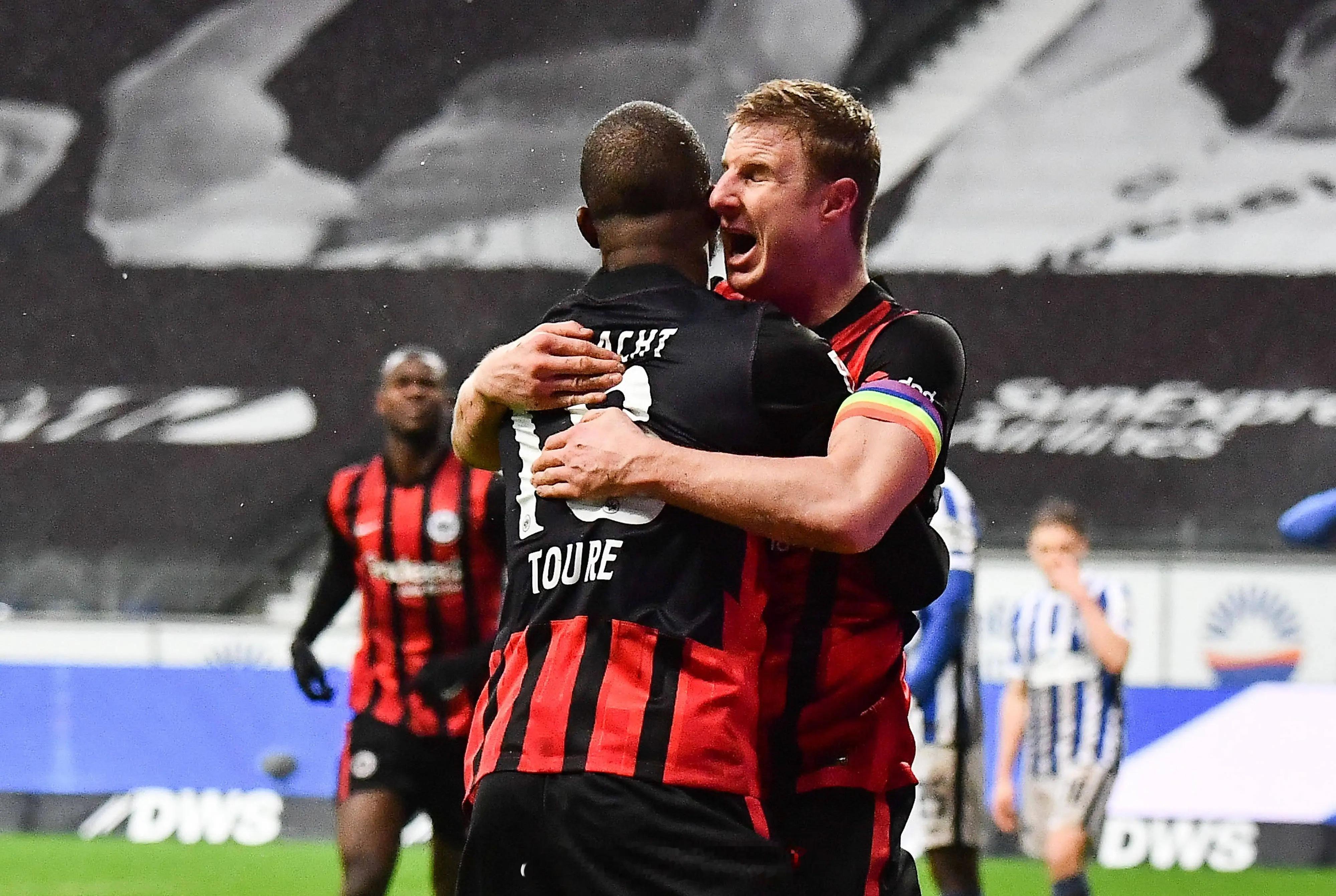 017德甲 沃夫斯堡vs法兰克福个人看法：按照排名来看，法兰克福确实应该给让球出