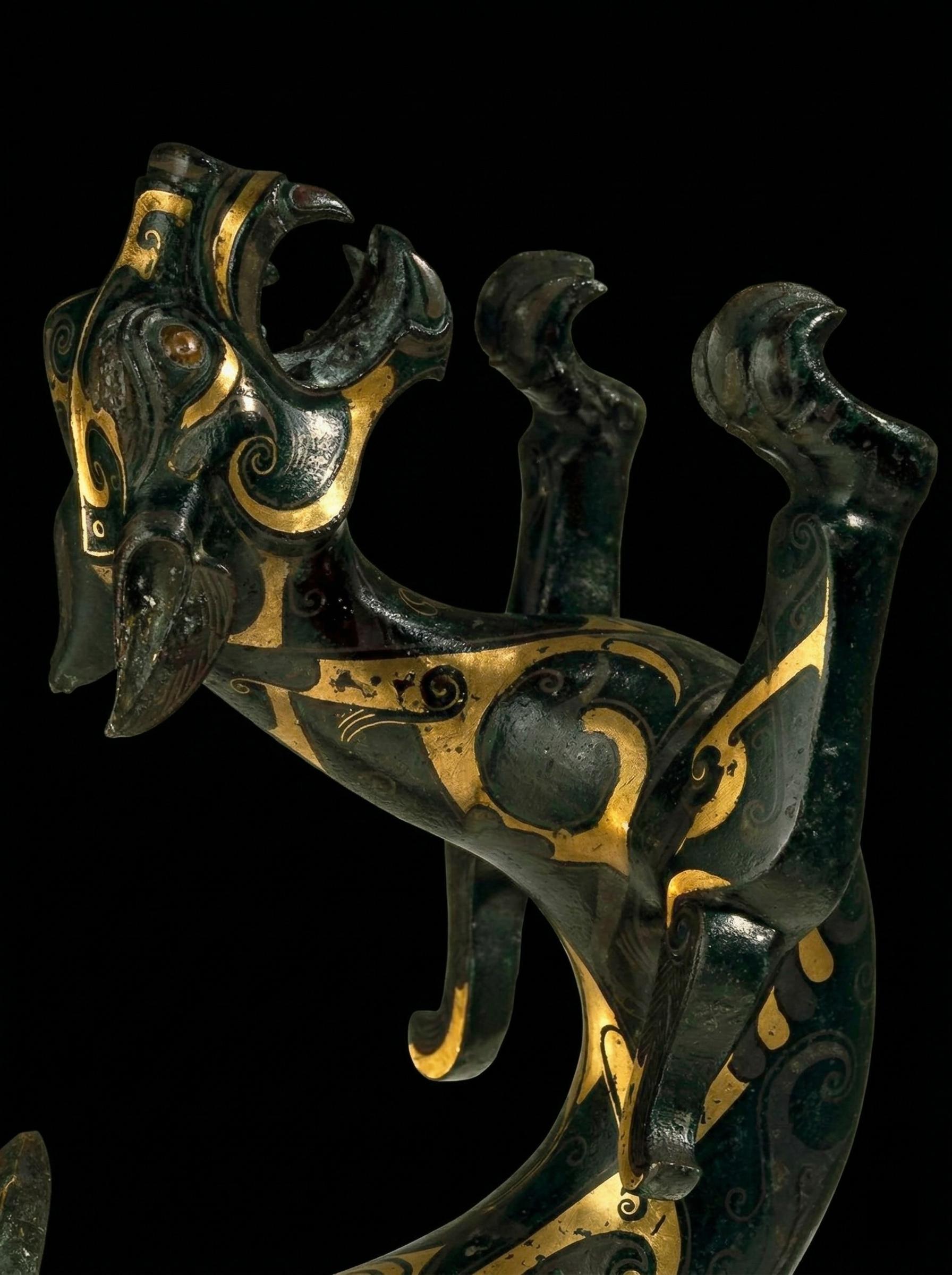 骨中生翼｜凝固的战国曲线。🌊将能执兵之权，操兵之势，而临群下 臂如猛...