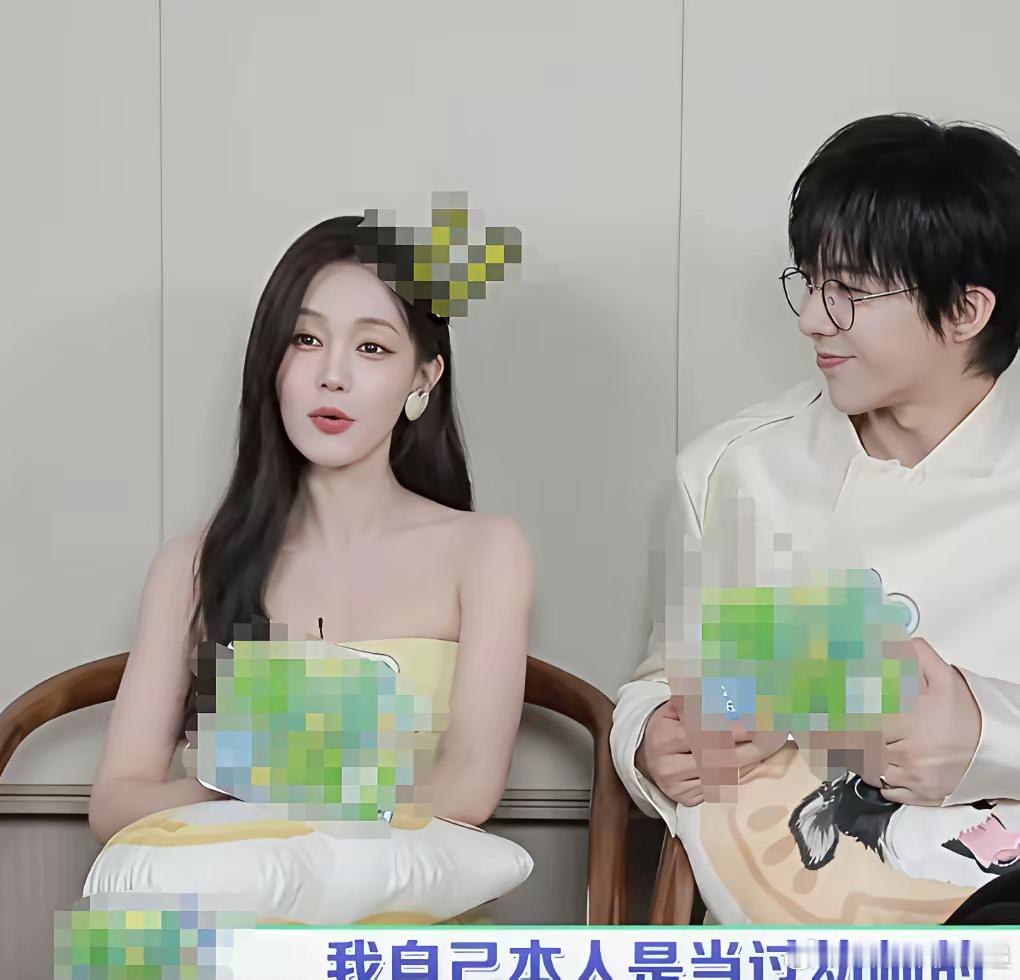 李一桐：“我自己本人是当过幼师的，大学的梦想就是当老师，我太喜欢跟小孩相处了，所