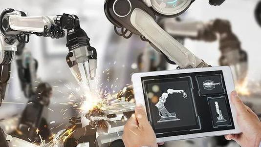 界面新闻：据悉，截至9月，浙江人工智能核心产业营业收入4944亿元、同比增长22