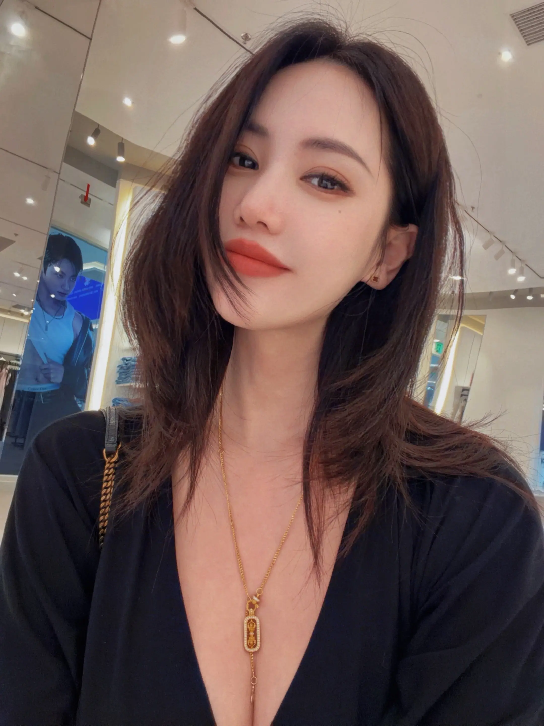 剪短发了 喜欢吗宝贝儿～哈哈哈哈哈哈哈
