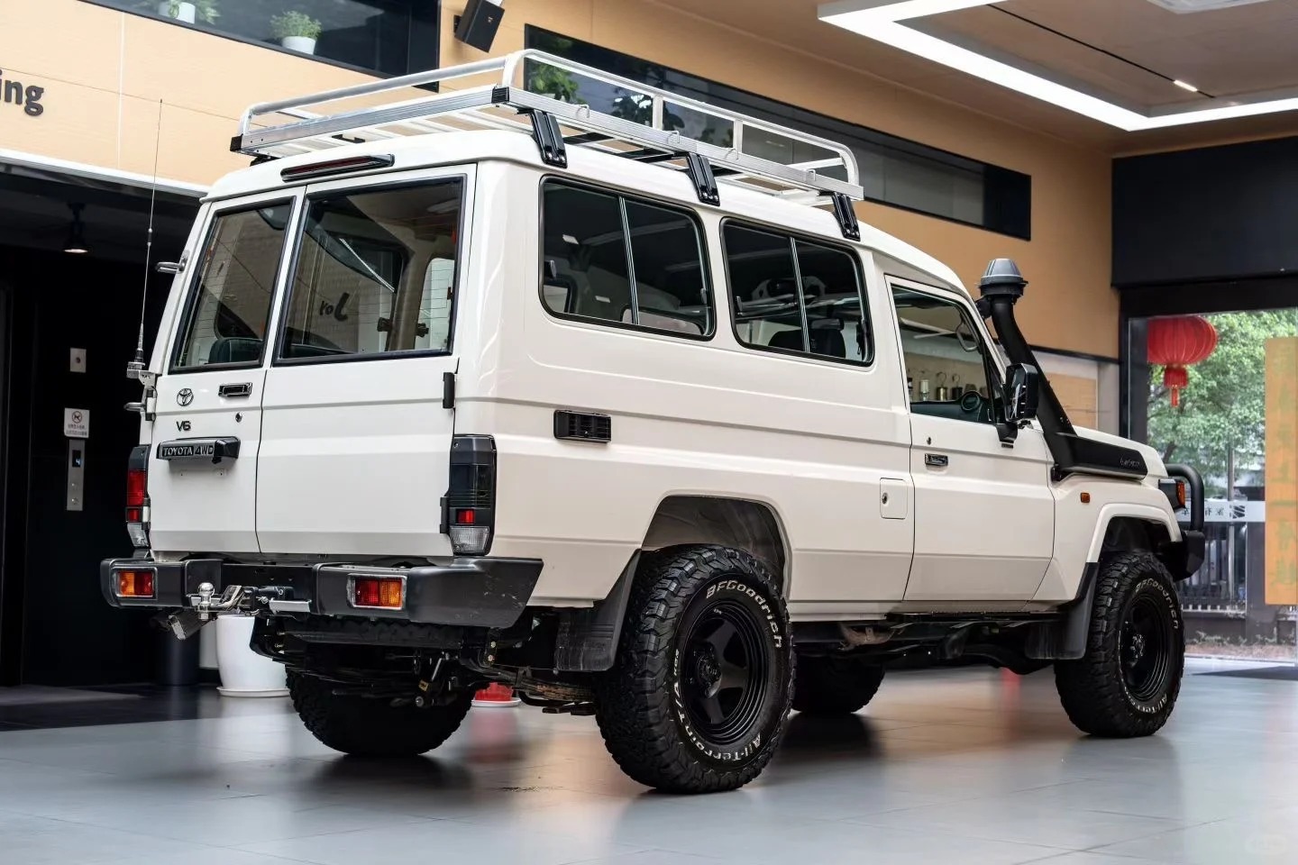好车分享 TOYOTA LC78，ARB前杠，原厂顶框，帅。 