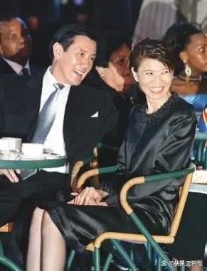 【马英九基金会之乱将落幕！周美青、马以南发声了　基金会事务交与董事会处理】

5