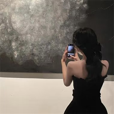 爱情最美的状态，不是你追我逃，而是彼此都愿意停下脚步，互相靠近。 真正...