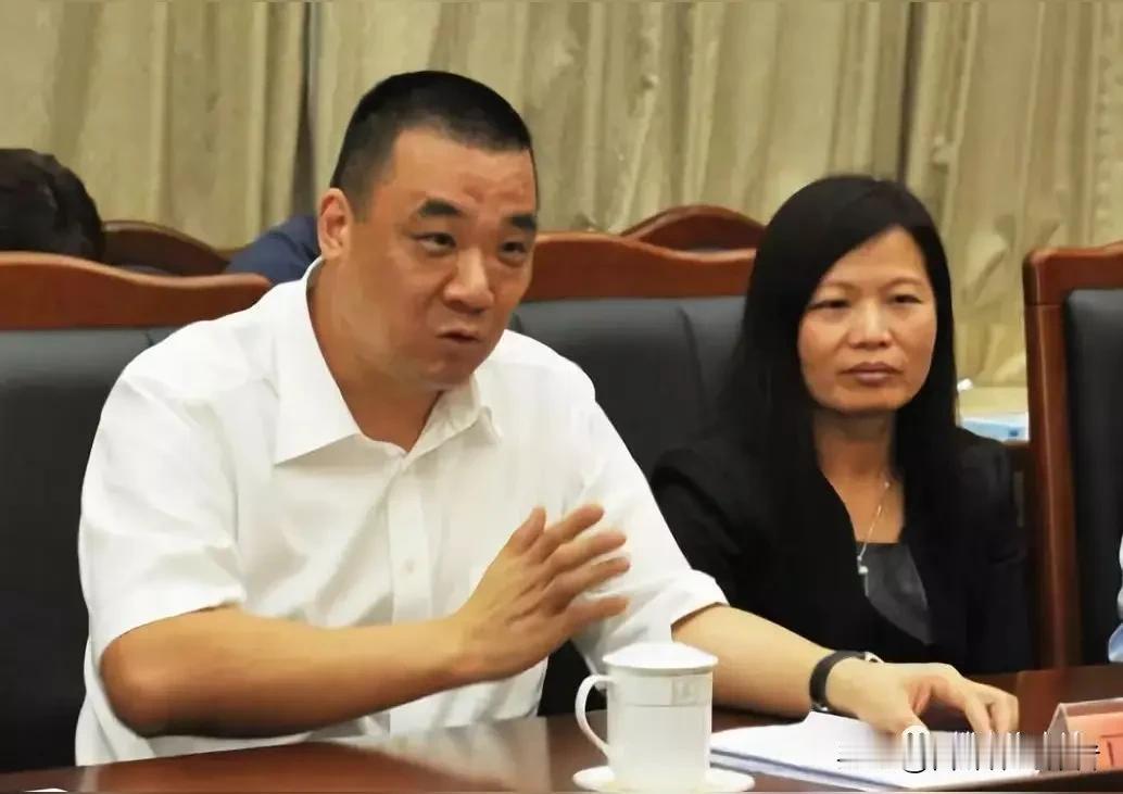 百亿神话彻底落幕！中药首富夫妇翻车，被判赔付14亿
 
资本市场从来没有永不落幕