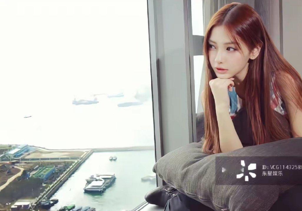 【Angelababy】视觉中国不愧为第一站姐   Angelababy带小海绵
