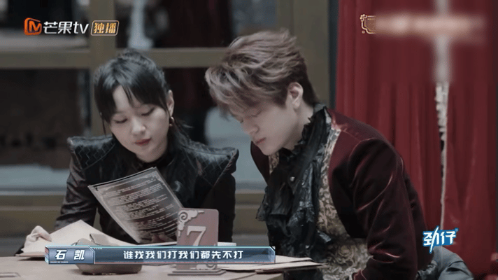 何运晨[超话]何运晨文韬两个bug能work密室大逃脱大神版舞曲合作那段看得我直