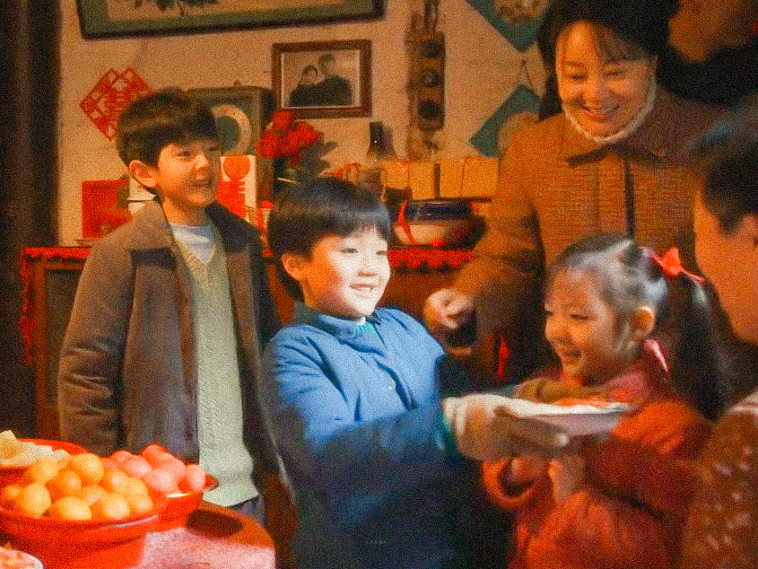 三个小豆丁就这么你陪我我陪你的长大了[可怜]#电视剧小巷人家# #小巷人家 更快