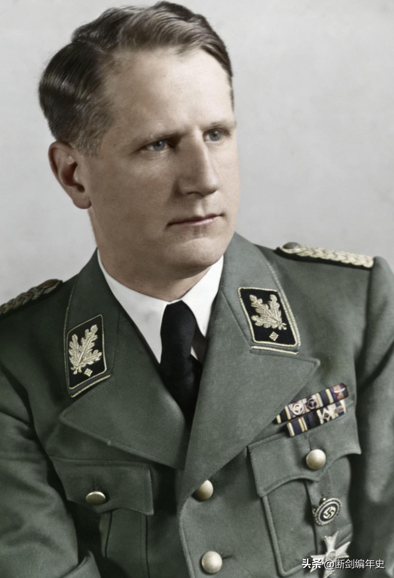 莱昂纳多·孔蒂（1900—1945），瑞士出生的德国医生，纳粹时期“帝国卫生领袖