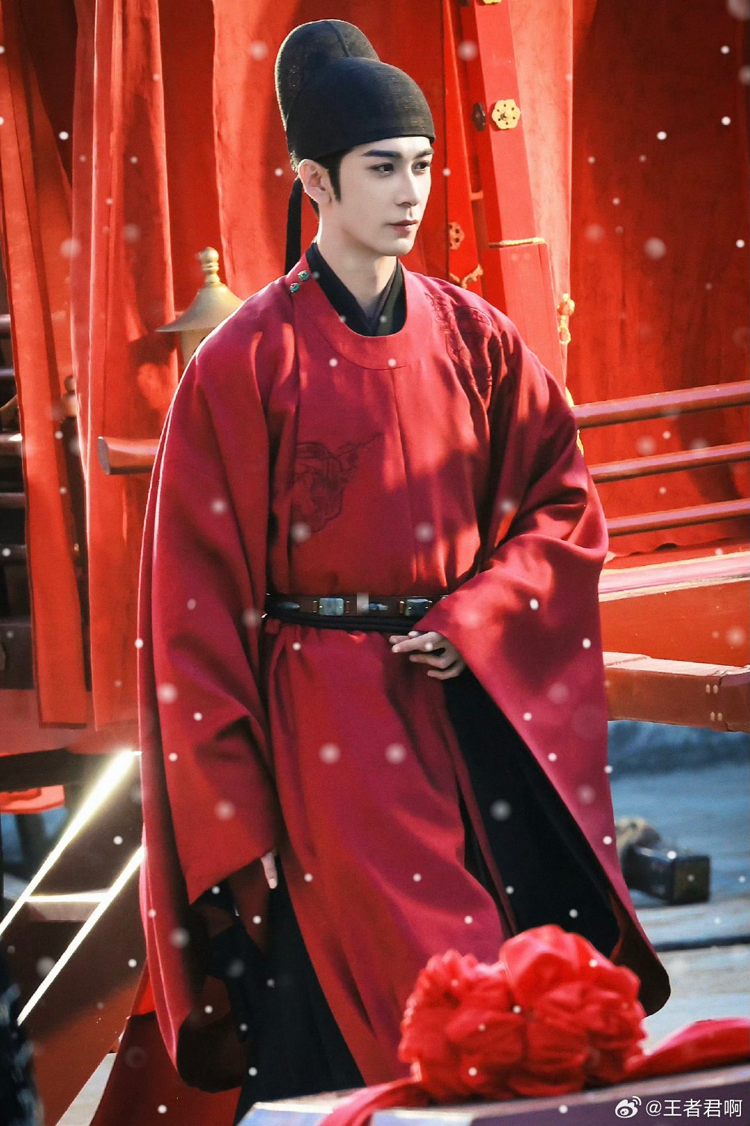 金枝 金枝官宣杀青百三十余天朝夕相伴，北宋女性史诗《金枝》圆满杀青。陈雀儿不甘宿