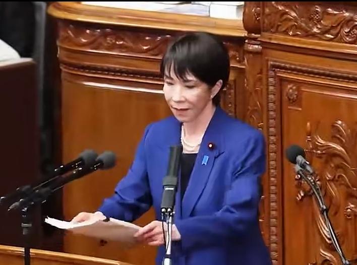 早苗会被旱死！
早苗如果敢造次，趁它是刚出生的苗就给它连根拔了。这一次的警告非常