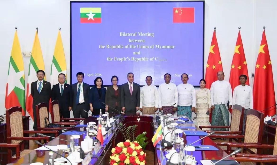 昨天（当地时间4月25日）缅甸终于等到了中国的到来，他们十分的开心，包括缅甸新任