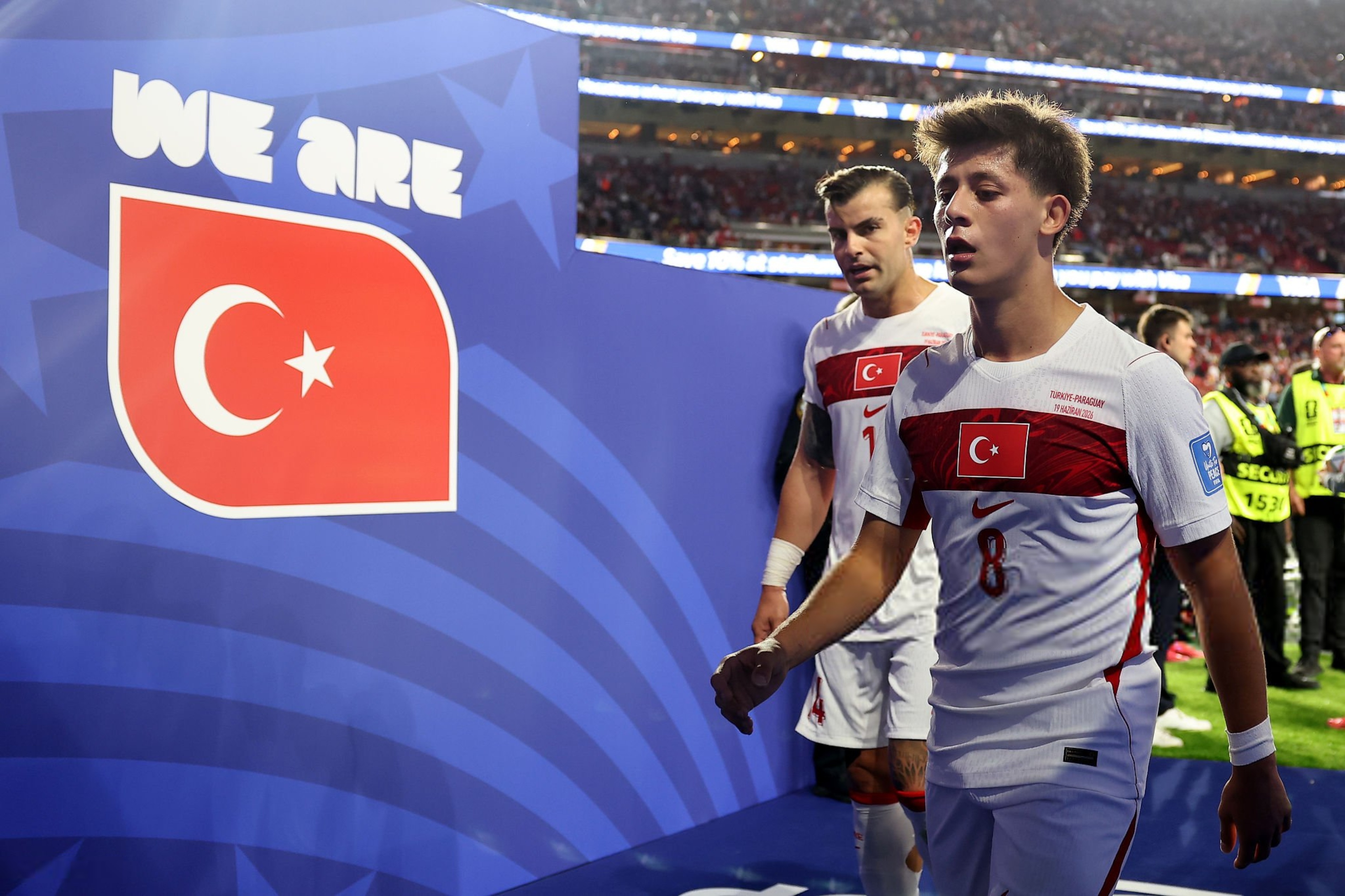 🇹🇷居莱尔首发踢满90分钟，土耳其两场积0分，小组赛提前淘汰出局土耳其0比1