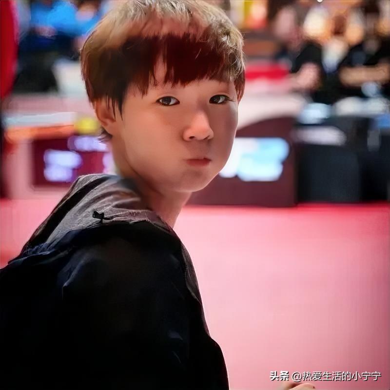 2026wtt新加坡站，王曼昱可谓是场场都是硬仗！
    1/8, 3:1战胜