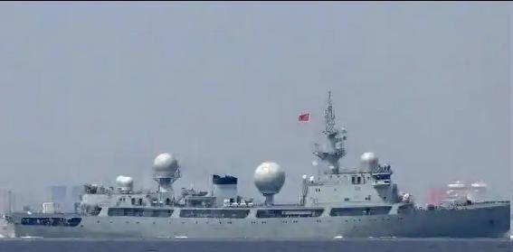 中国815电子侦察船，为何各国不能攻击它，应该说不敢攻击它，这船看上去没啥火力，