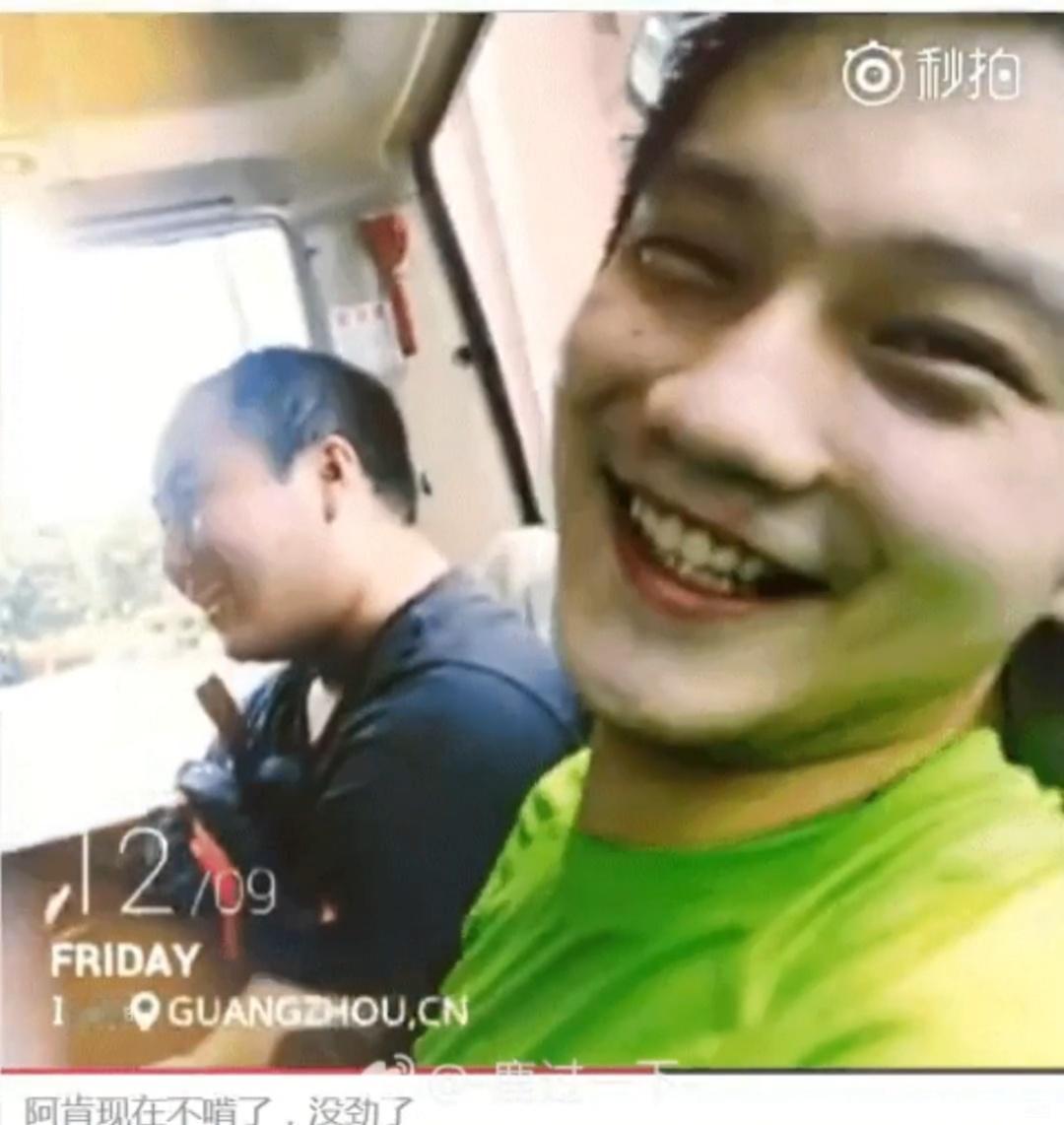 Teenager时期的小胖，让我嘴角疯狂上扬。 