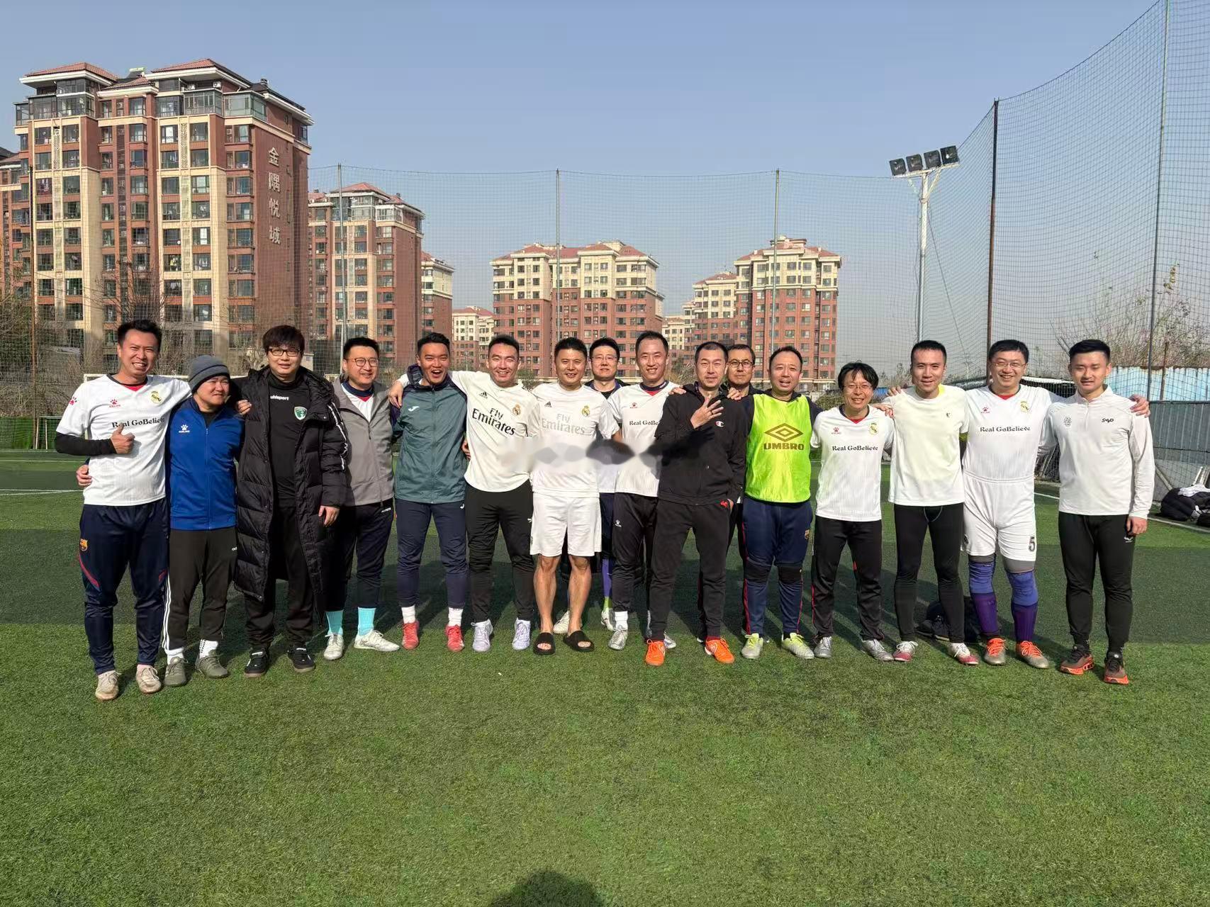 队长第400场比赛必须都得过来捧捧场 天津