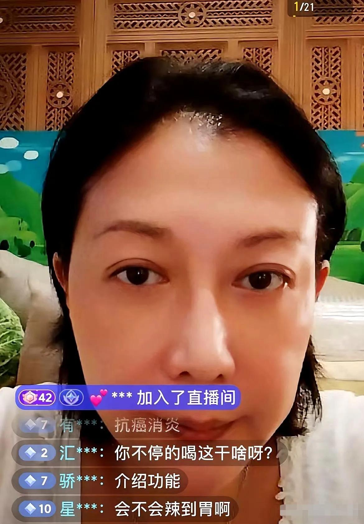 51岁吴绮莉直播谈人生：不提母亲与女儿，劝网友少内耗活好当下
 
10月10日晚
