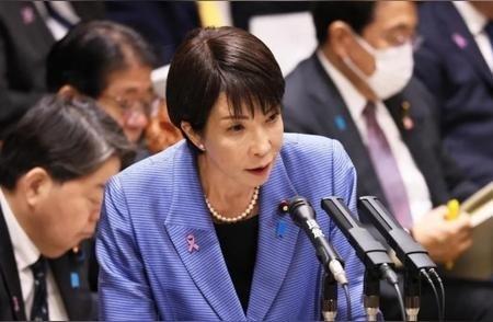 日本首相高市早苗放出狠话，扬言台海出事就要联合美国撤侨，五大常任理事国不再沉默，