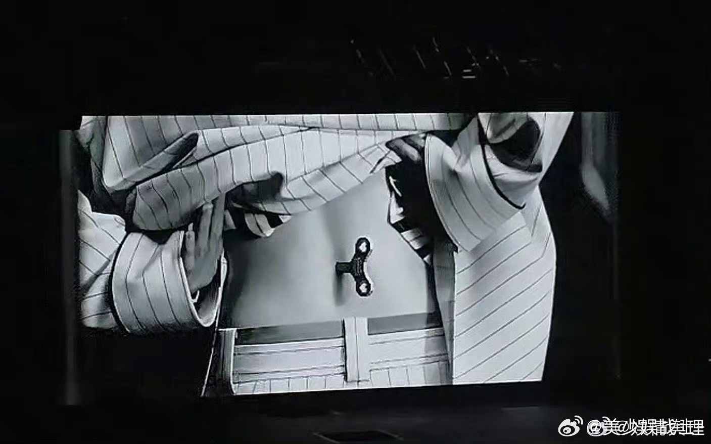 汪苏泷演唱会的彩带是钥匙 钥匙形状的彩带承载着特别的意义——小泷包们都是能打开汪