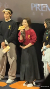 李云霄的杭州话获得杭州人认证了李云霄回应镖人中说了杭州话 李云霄路演现场化身“方