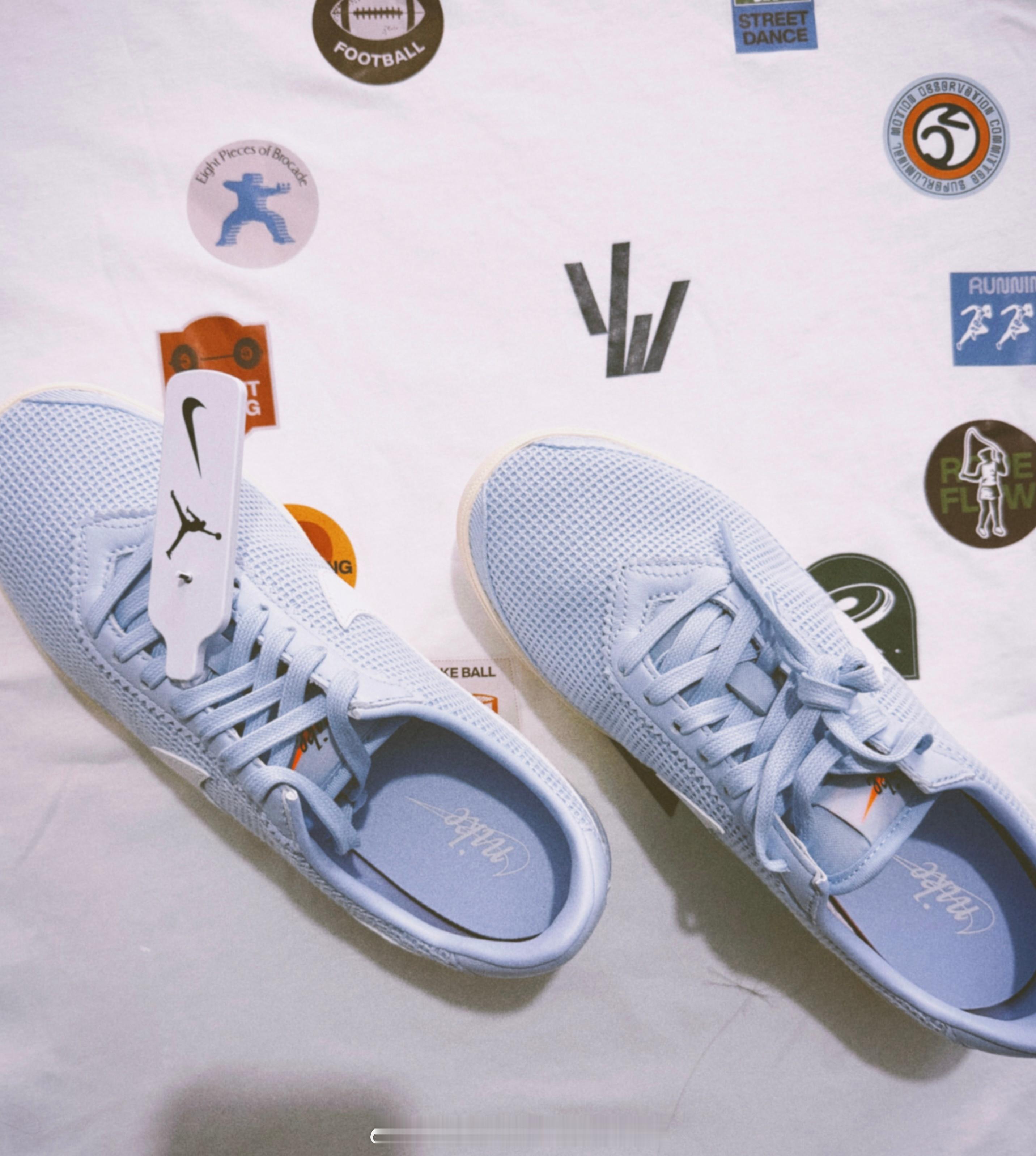 这双力维同款Nike 一定要买大一码…在📕听了姐妹建议买的大一码 收到之后穿刚