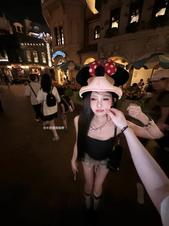 Pl🩶g/时间会让酸涩的浆果愈发甜腻