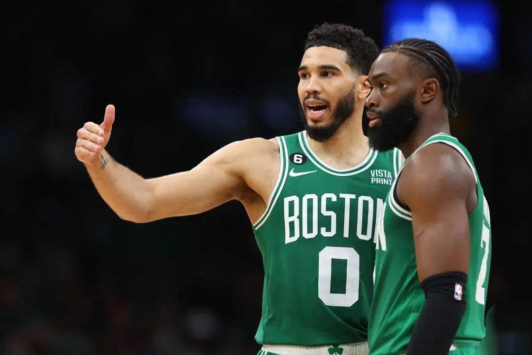 #NBA# 今天，NBA常规赛凯尔特人124-114战胜篮网。在赢下这场比赛后，