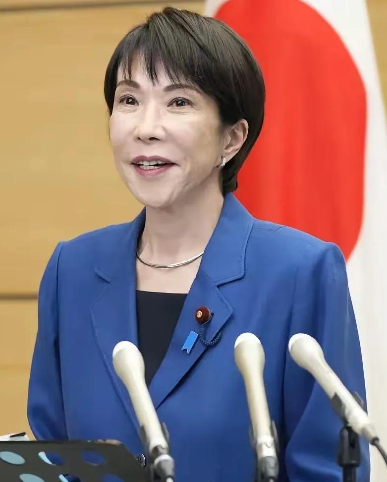 当前，中日关系已降至冰点，战争会一触即发吗？
答案是否定的。高市早苗越是把调门唱