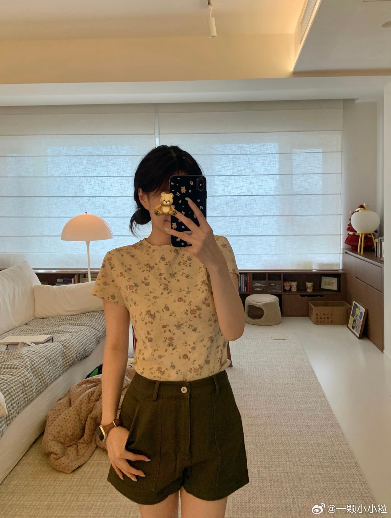 这次应该是我坚持最久的一次干净饮食   最近买衣服才发现  已经要拿s了  有些