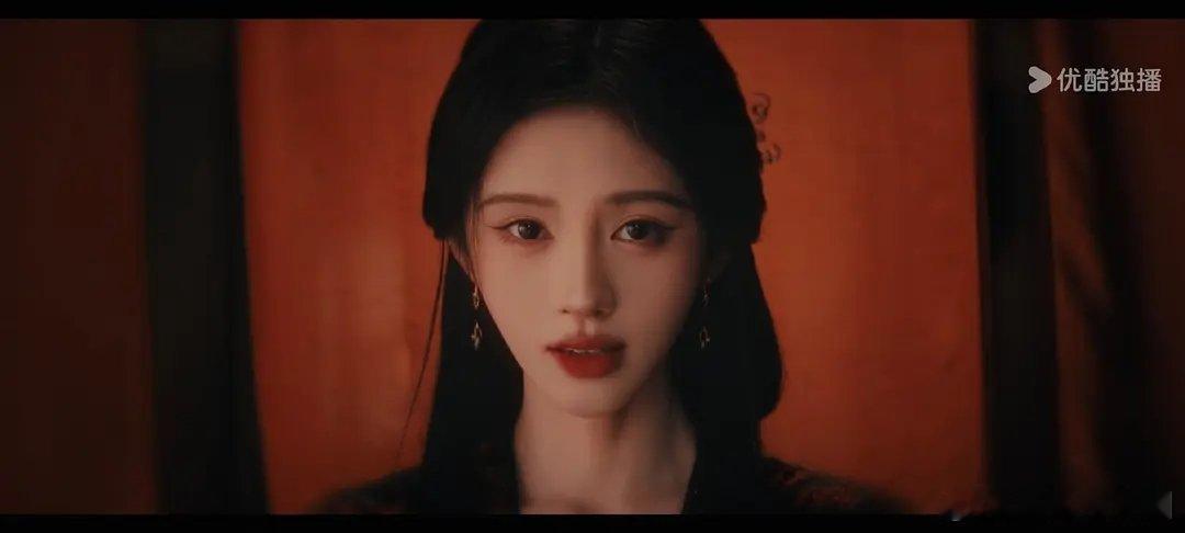 陈都灵和鞠婧祎这个剧真的平番嘛？差距好大 