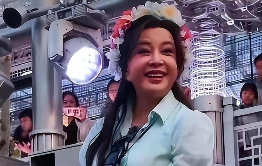 刘晓庆风波升级，官方出面，王婆说话难听，网友：都75了何必这样 