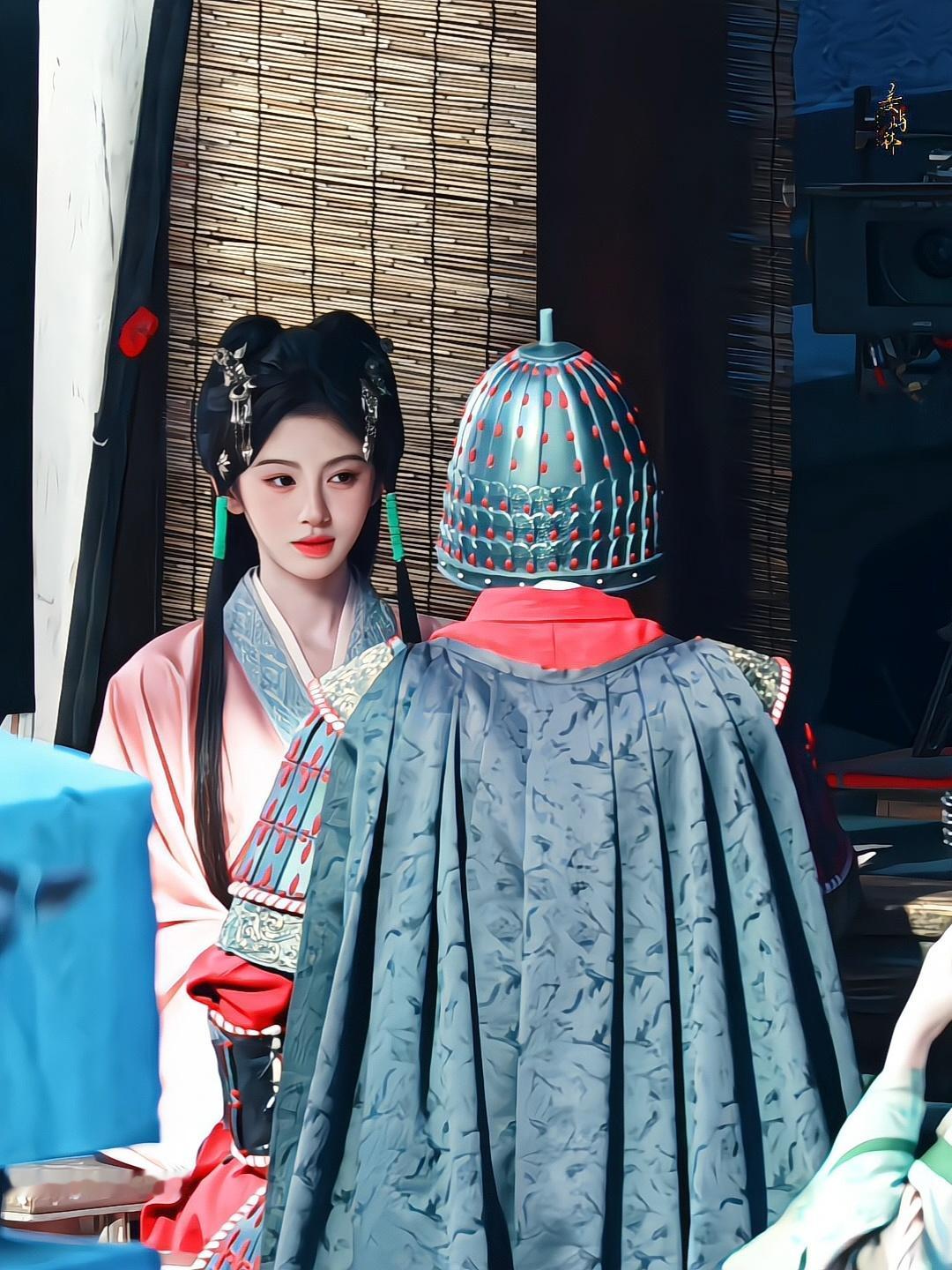 蝴蝶坠入眉眼 你是亘古长悬的月.鞠婧祎苏绿夏姜屿祎产出