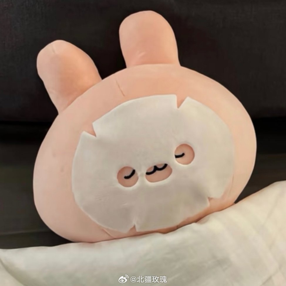 突然觉得奶啤很好喝！！好适合我这种不胜酒力小菜叽