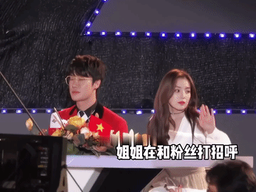 王嘉尔曾那么暖心的冲上去帮裴珠泫解围，轮到自己时，却没人能护着他，看着王嘉尔的表