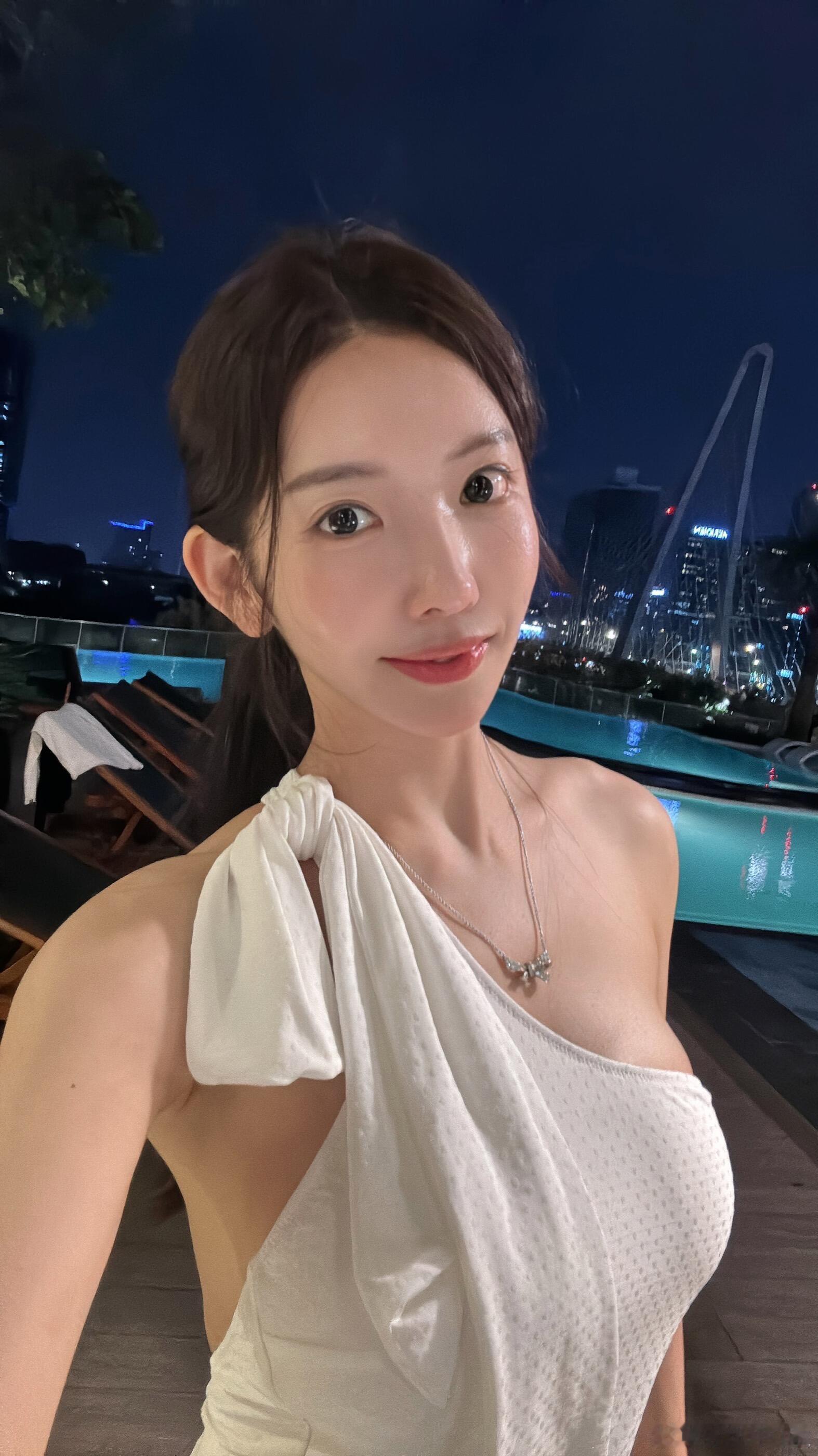 到底哪一张最好看？ 帮我选一下👇 