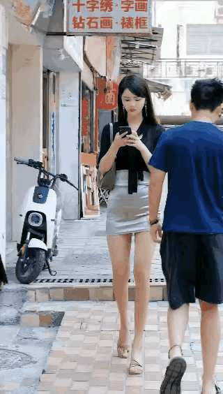 哥们是无比清醒～
