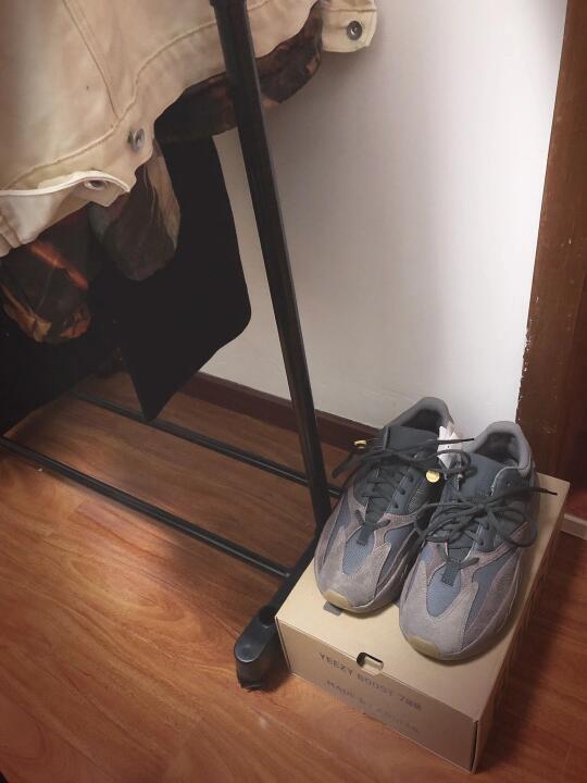Yeezy时代结束：还记得你的第一双椰子吗？