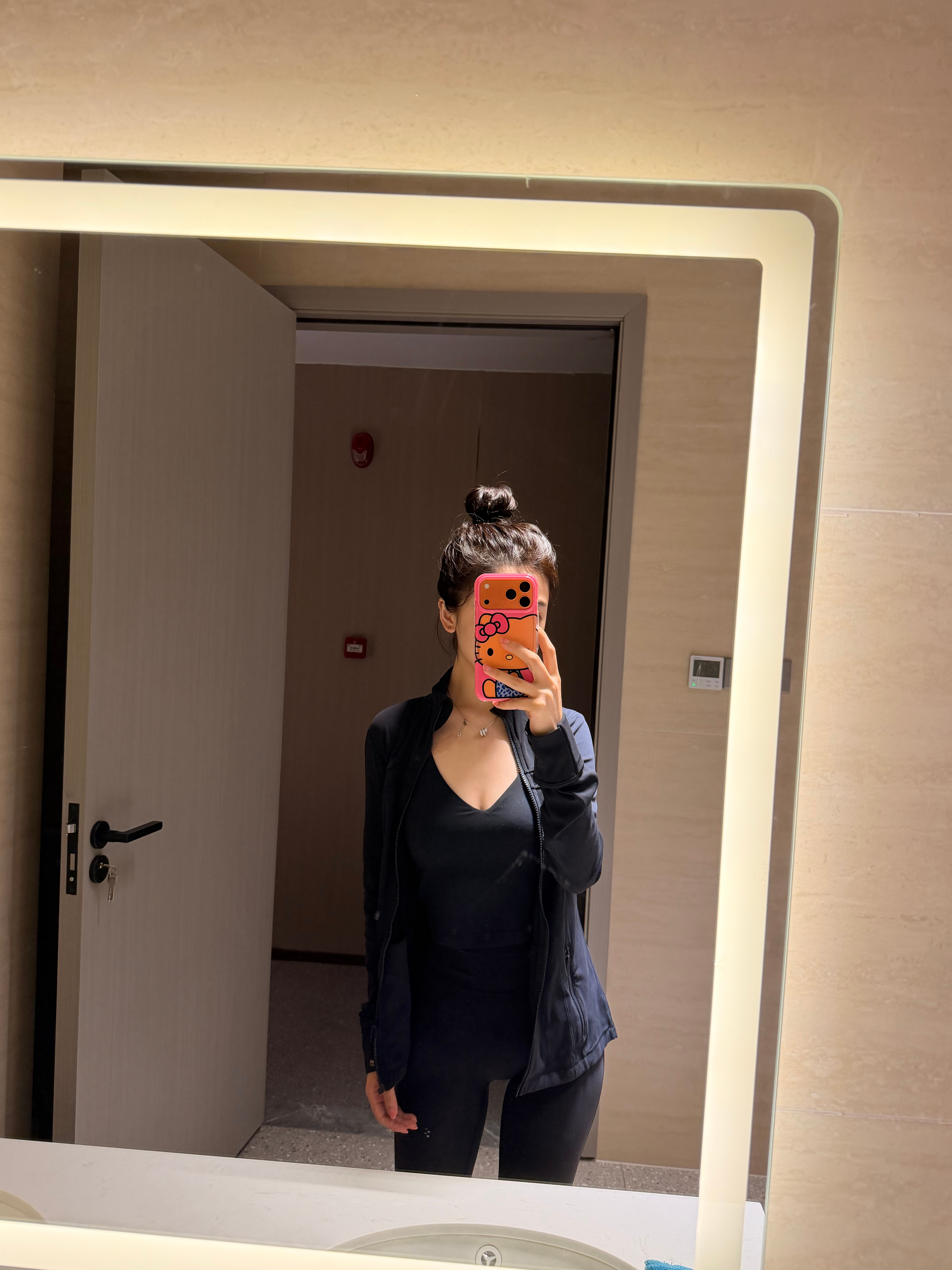 找了点碎图半夜发发～ ​​​