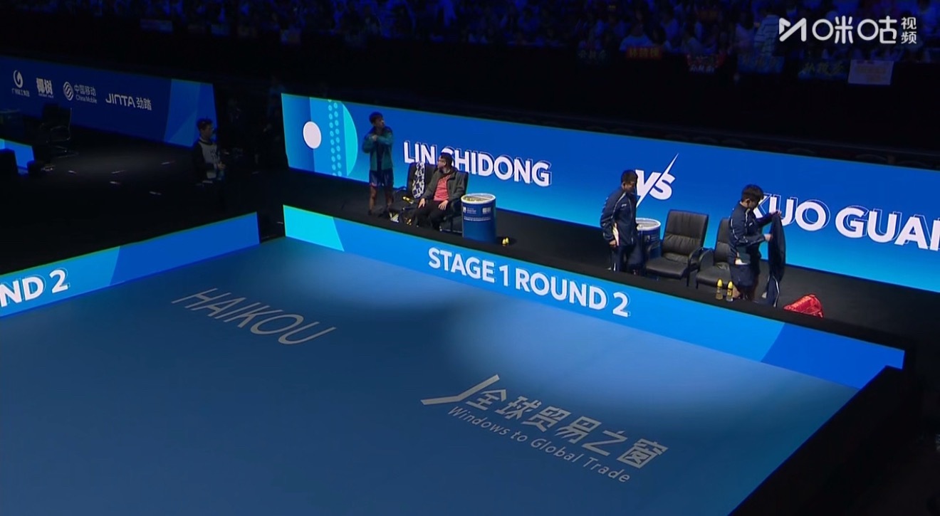 T1T2同时开打林诗栋场外王建军向鹏场外王皓 