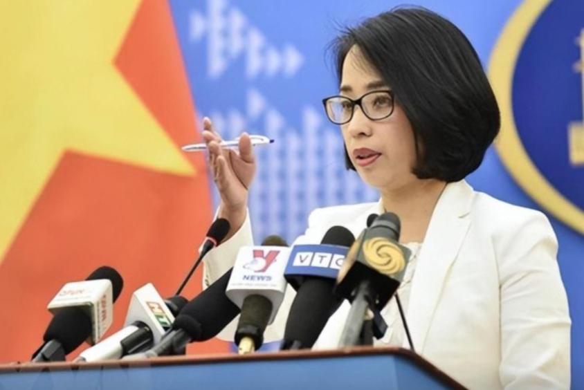 中国还没有发话，越南却先出手了！越南警告泰国和柬埔寨，让他们赶紧进行和平谈判，据
