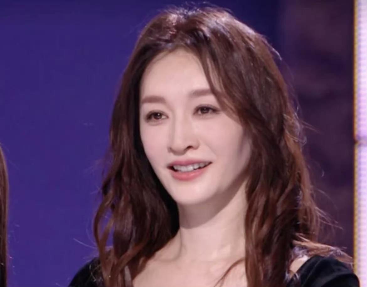 我有一种预感，
李小冉参加完这次浪姐2026以后，
大概率会让大家对她的印象改变