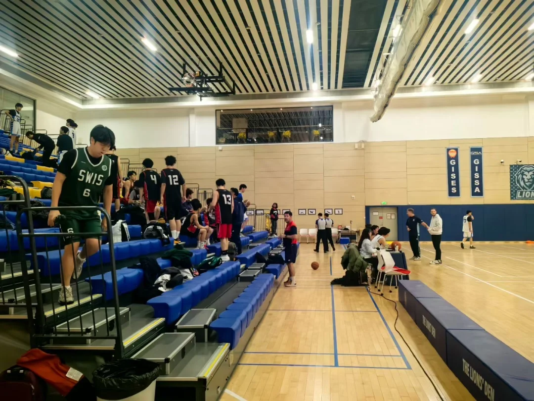 感谢广州爱莎国际学校的领导接待，期待我们保藤国际能和爱莎国际学校落地合作