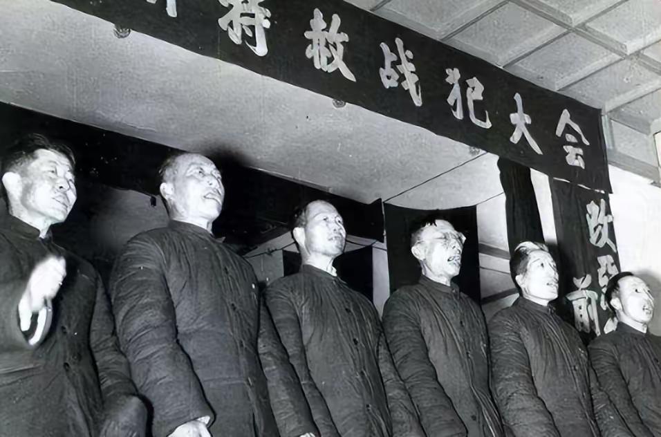 今天杰出的物理学家、诺贝尔奖获得者杨振宁老先生仙逝，不免就想到他的岳父、国民党中