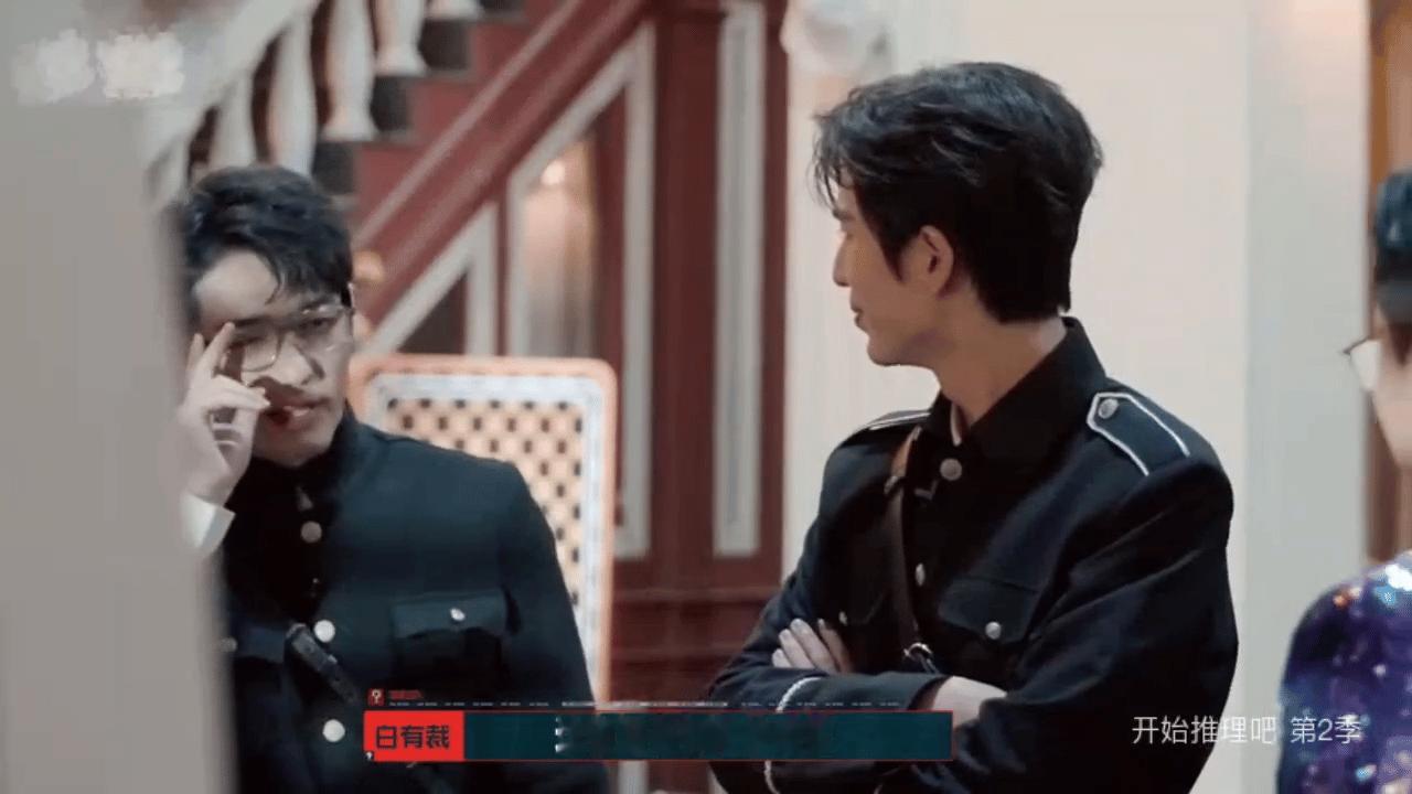 #请白宇把眼镜焊在脸上#我说，戴着眼镜的白宇就是柯南本柯啊！！感觉白宇一出，就没