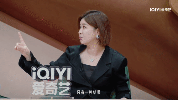 杜华劝邹市明去看病在《姐姐当家2》的观察室里，张泉灵抛出“该当病人还是正常人沟通