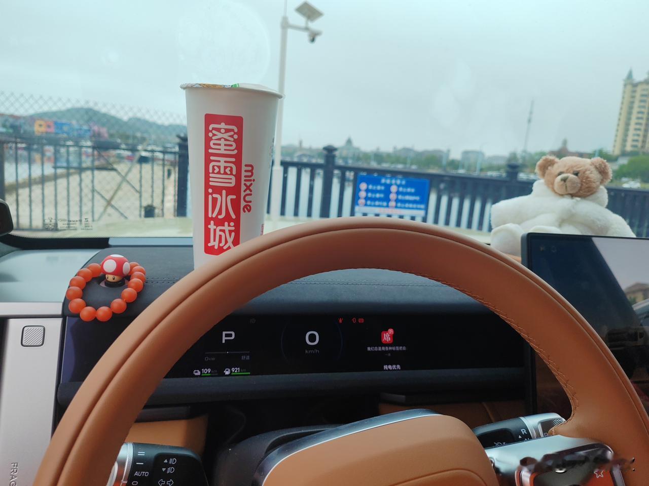 安静,随心的生活是什么样子的?有休闲，有劳动，细碎而美好

周六的早餐是在家门口