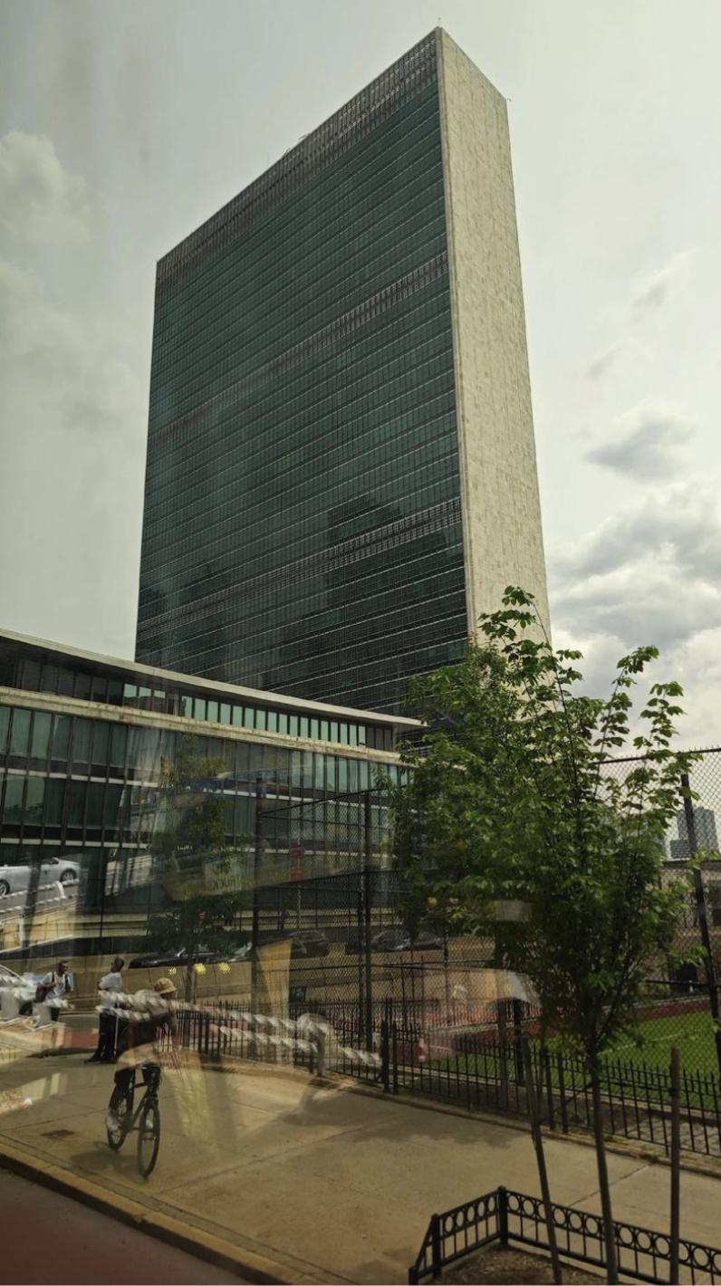 联合国总部是不是应该搬我国雄安新区来
10月30日，中国全额缴纳2025年联合国