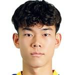 《青岛日报》那位眼观六路的记者孙飞，在社交平台上紧急“刹车”：哎呀，之前说何小珂